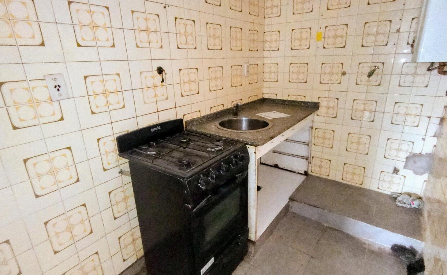 Foto de Dpto - 3 amb Exc. Ubicacion - Versalles, imagen 2
