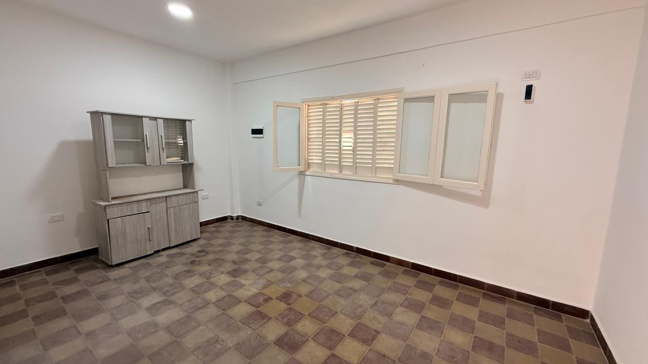 Foto de Alquiler - PH 2 ambientes y medio - Con patio sin expensas, imagen 3