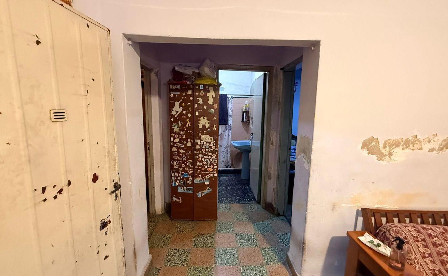 Foto de Casa - 3 ambientes sobre lote propio - La tablada, imagen 2