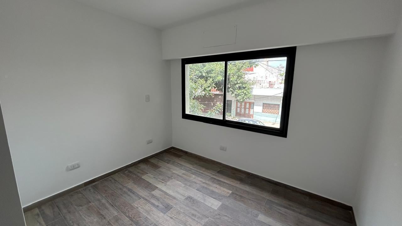 Foto de Departamento 3 ambientes c/doble Balcon en Mataderos, imagen 3