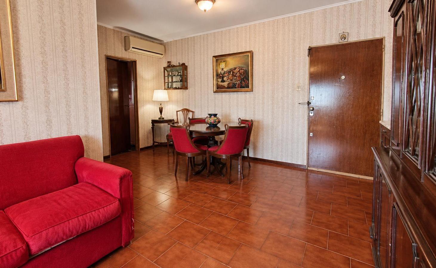Foto de Departamento 4 ambientes con cochera en Villa Celina, imagen 2