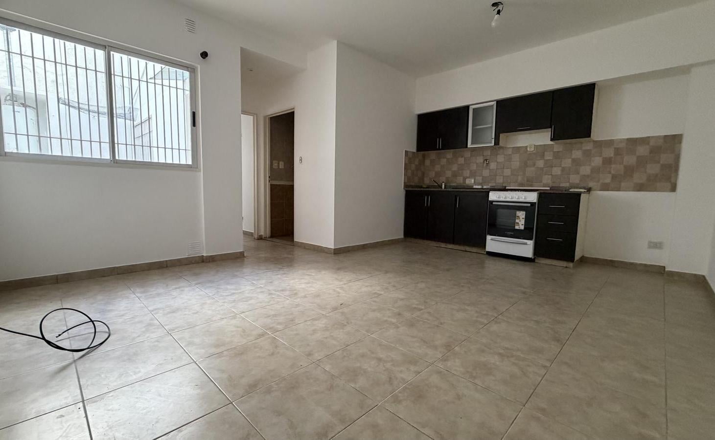 Foto de ALQUILER | Tipo PH - PB con patio - Corvalan 900 Mataderos, imagen 4