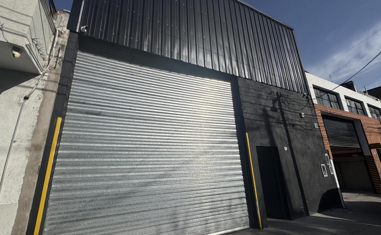 Galpón en Venta Ciudadela - Ideal Inversor - Muy buen estado