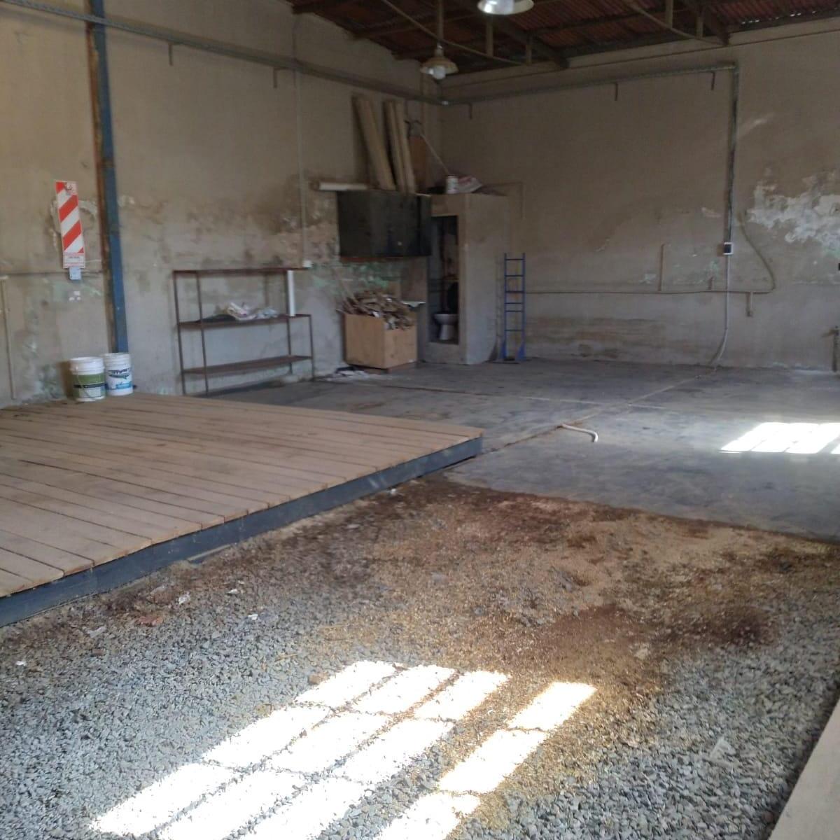 Foto de CASA Y GALPON EN VENTA ZONA INDUSTRIAL, imagen 3