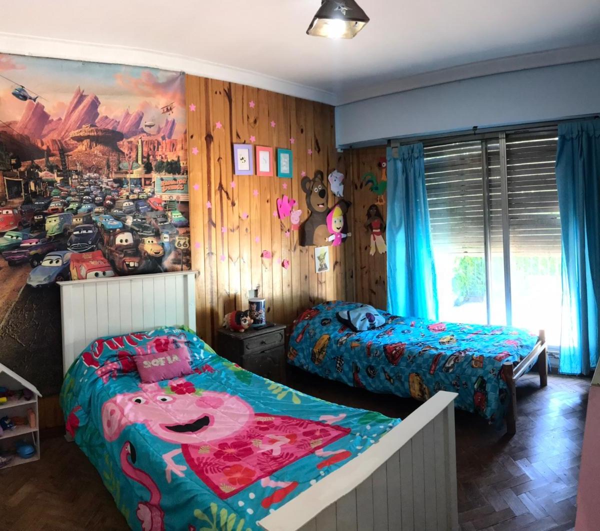 Dos Casas Sobre un Lote de 387 m² a m de Av Italia 2