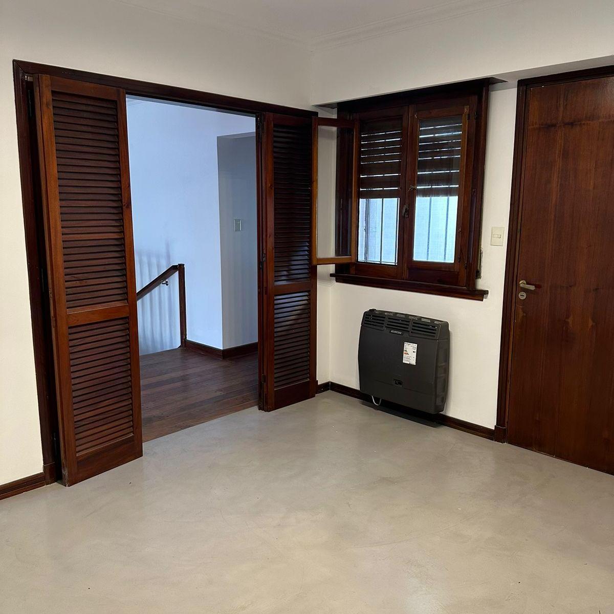 Excelente Casa en Dos Plantas 3