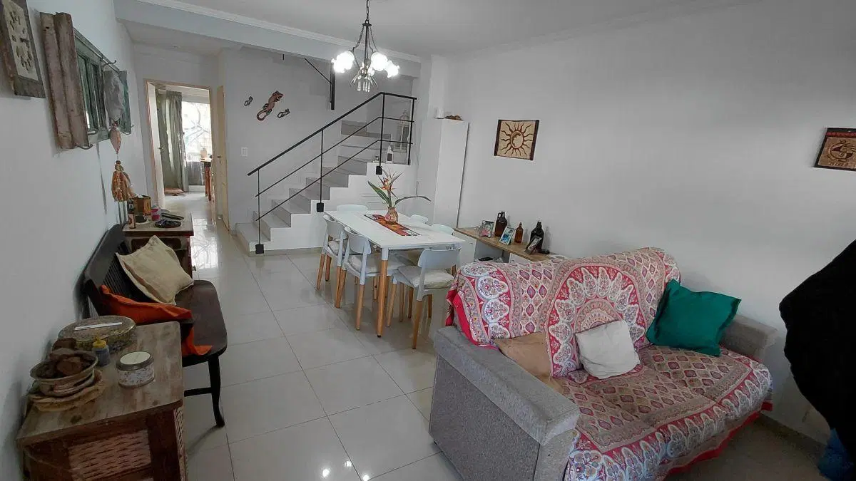 Triplex 5 Ambientes en Excelente Ubicacion 5