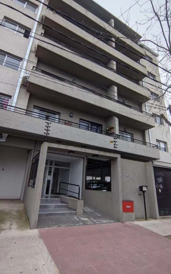 Departamento de 2 ambientes con cochera en alquiler – Tigre Centro 2