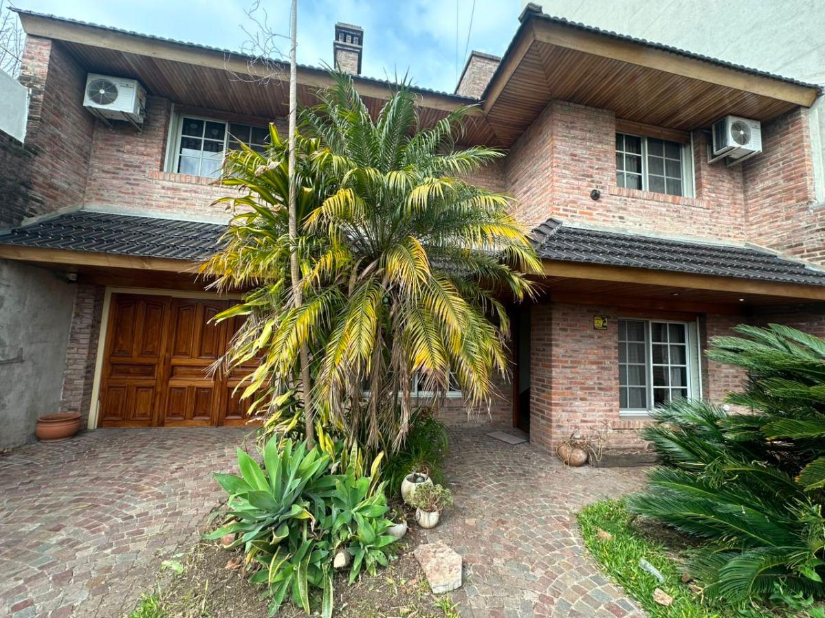 Foto de CASA EN ALQUILER – PACHECO | 4 DORMITORIOS | COCHERA | JARDÍN | QUINCHO, imagen 3