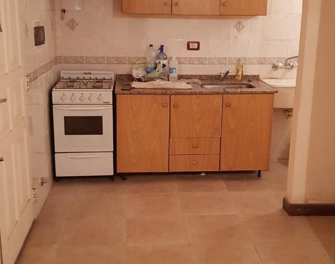 DEPTO EN ALQUILER CON PATIO 4