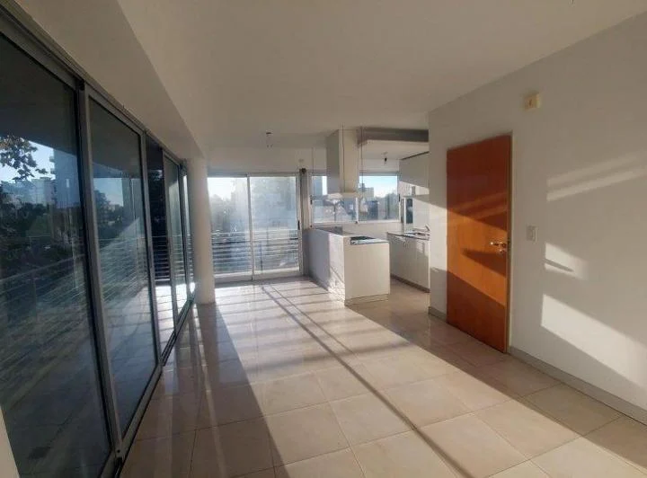 Moderno Departamento céntrico de dos ambientes con cochera en Villa Ballester 4