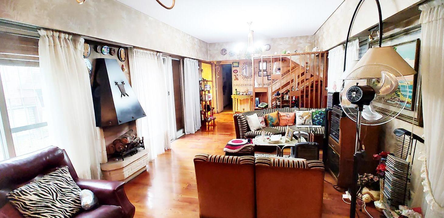 Foto de VENTA CASA LA MEJOR UBICACION DE BALLESTER, imagen 2
