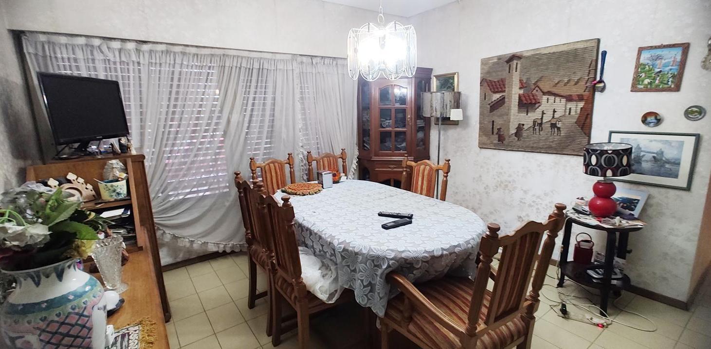 Foto de VENTA CASA LA MEJOR UBICACION DE BALLESTER, imagen 5