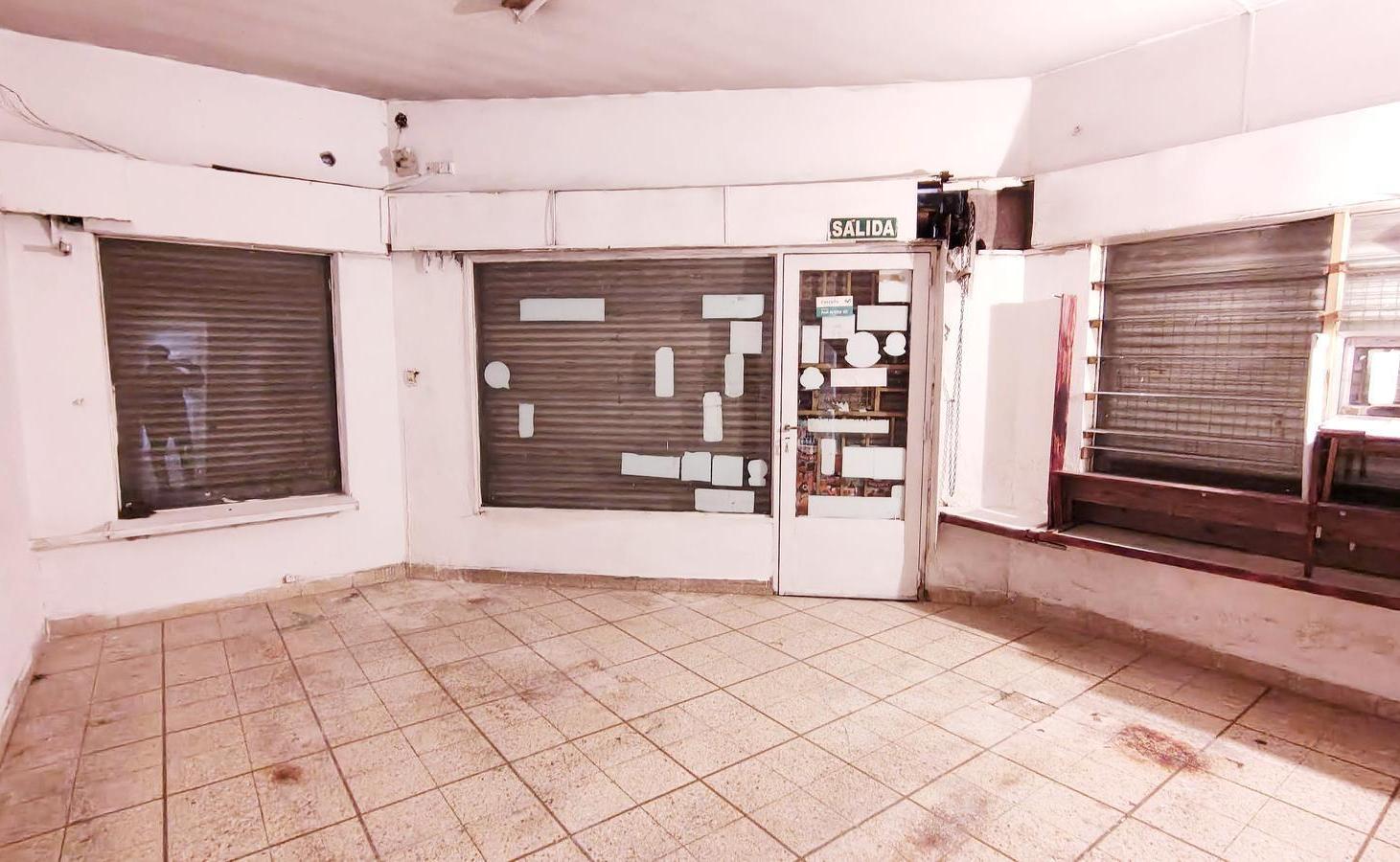 Foto de PH CON LOCAL EN VENTA, imagen 2