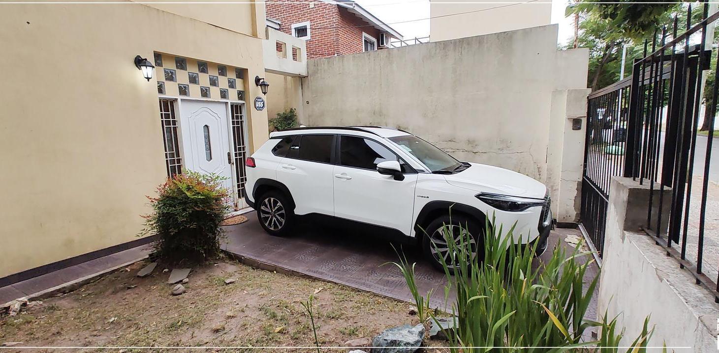 Foto de CASA EN VENTA LOTE PROPIO BALLESTER, imagen 4