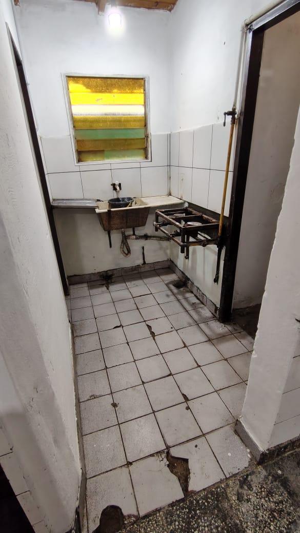 Foto de Local instalado para Pizzería en Avenida Libertador - Loma Hermosa, imagen 4