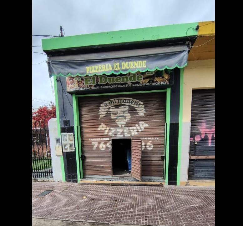 Foto de Local instalado para Pizzería en Avenida Libertador - Loma Hermosa, imagen 2