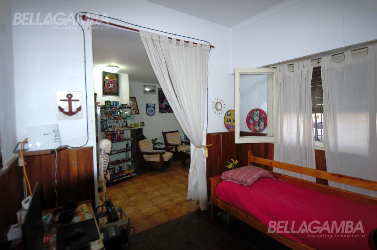 Foto de CASA VENTA OLIVOS 6 AMBIENTES CON DEPARTAMENTO INDEPENDIENTE, imagen 2