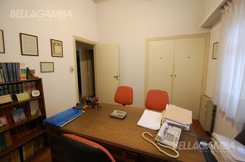 Departamento de 4 Amb en Venta 4