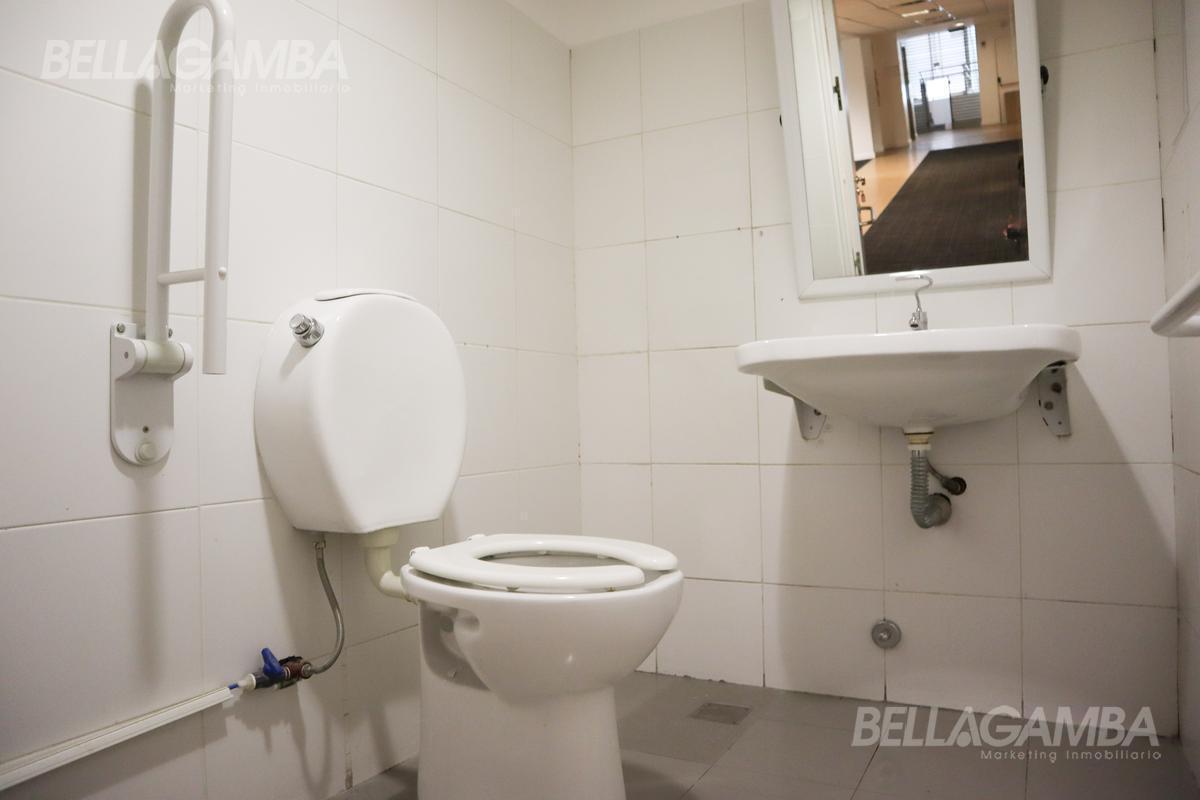 Local en Venta Microcentro Recibe Permuta 1