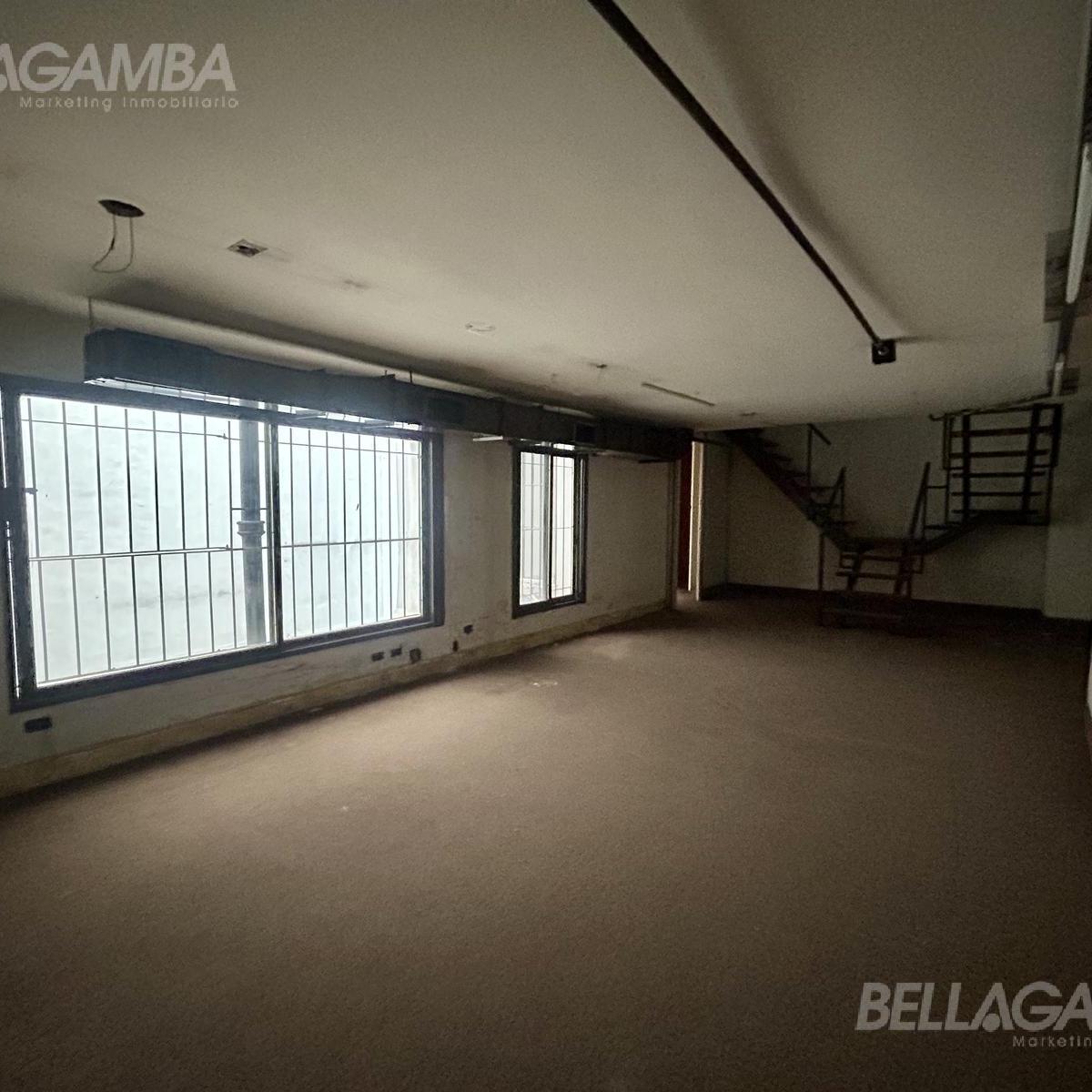 Local en Venta Microcentro Recibe Permuta 2