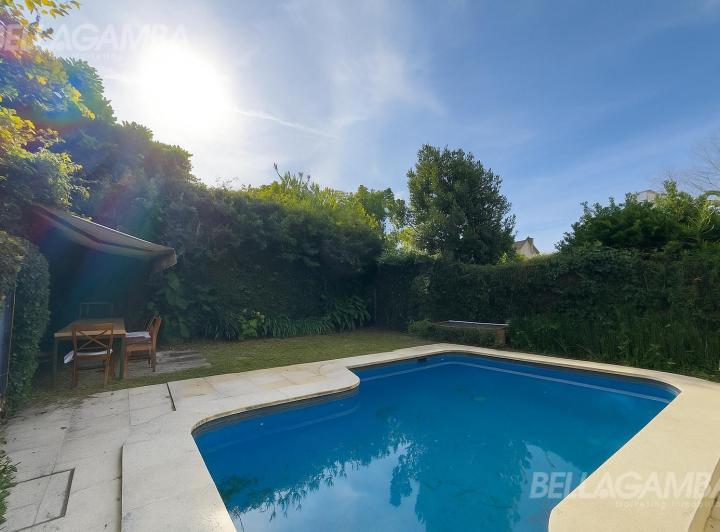CASA VENTA 6 AMBIENTES EN VICENTE LÓPEZ JARDÍN Y PILETA 4