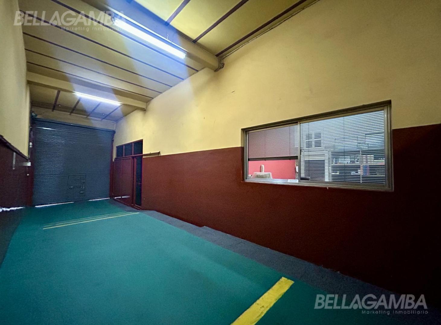 Foto de VENTA GALPÓN LOCAL BARRACAS, imagen 3