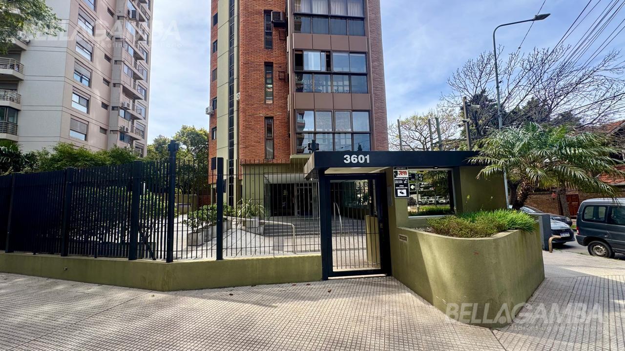 DEPARTAMENTO VENTA LA LUCILA 5 AMBIENTES COCHERA