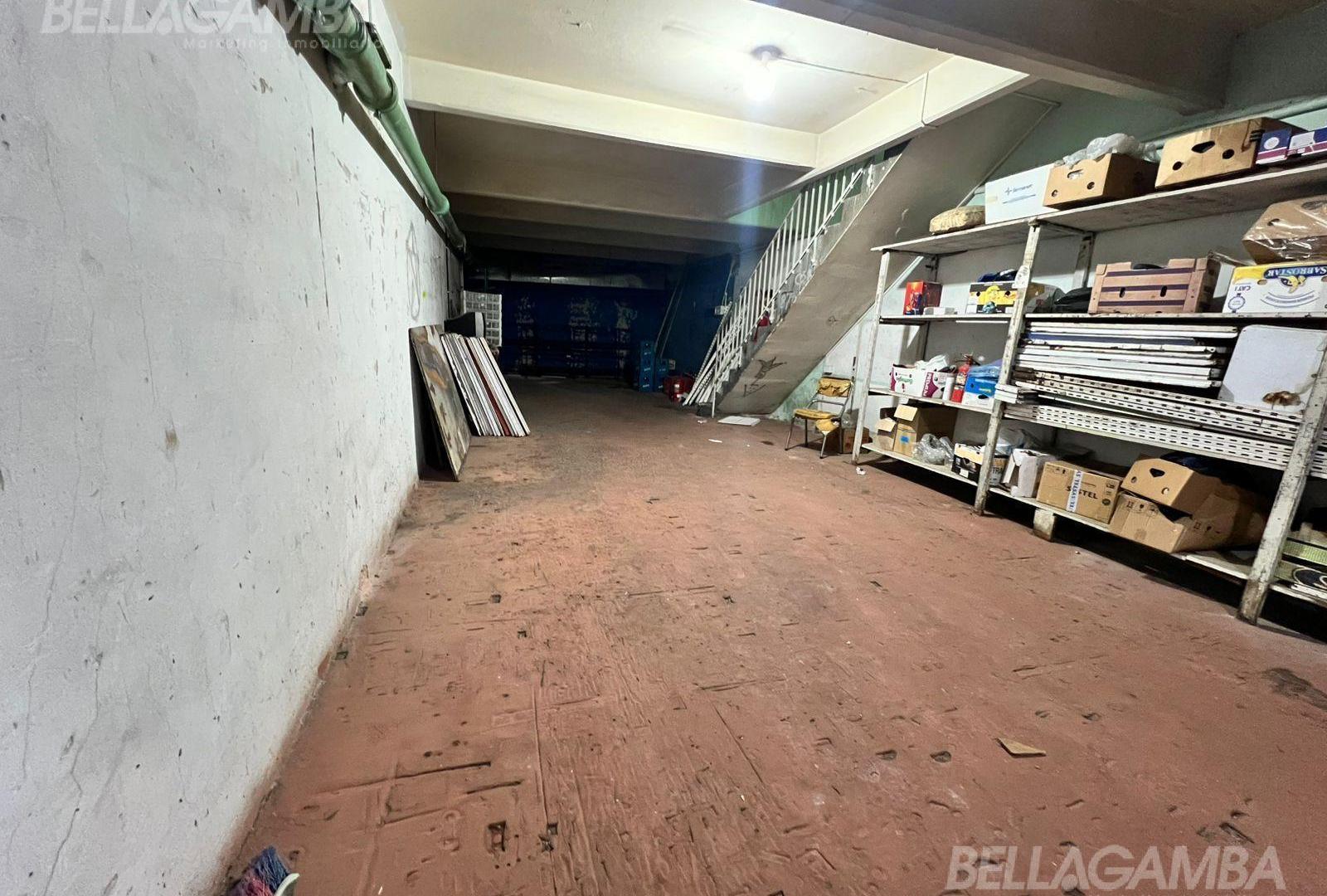 Foto de Local Comercial con Sótano y Patio en Monserrat, imagen 4