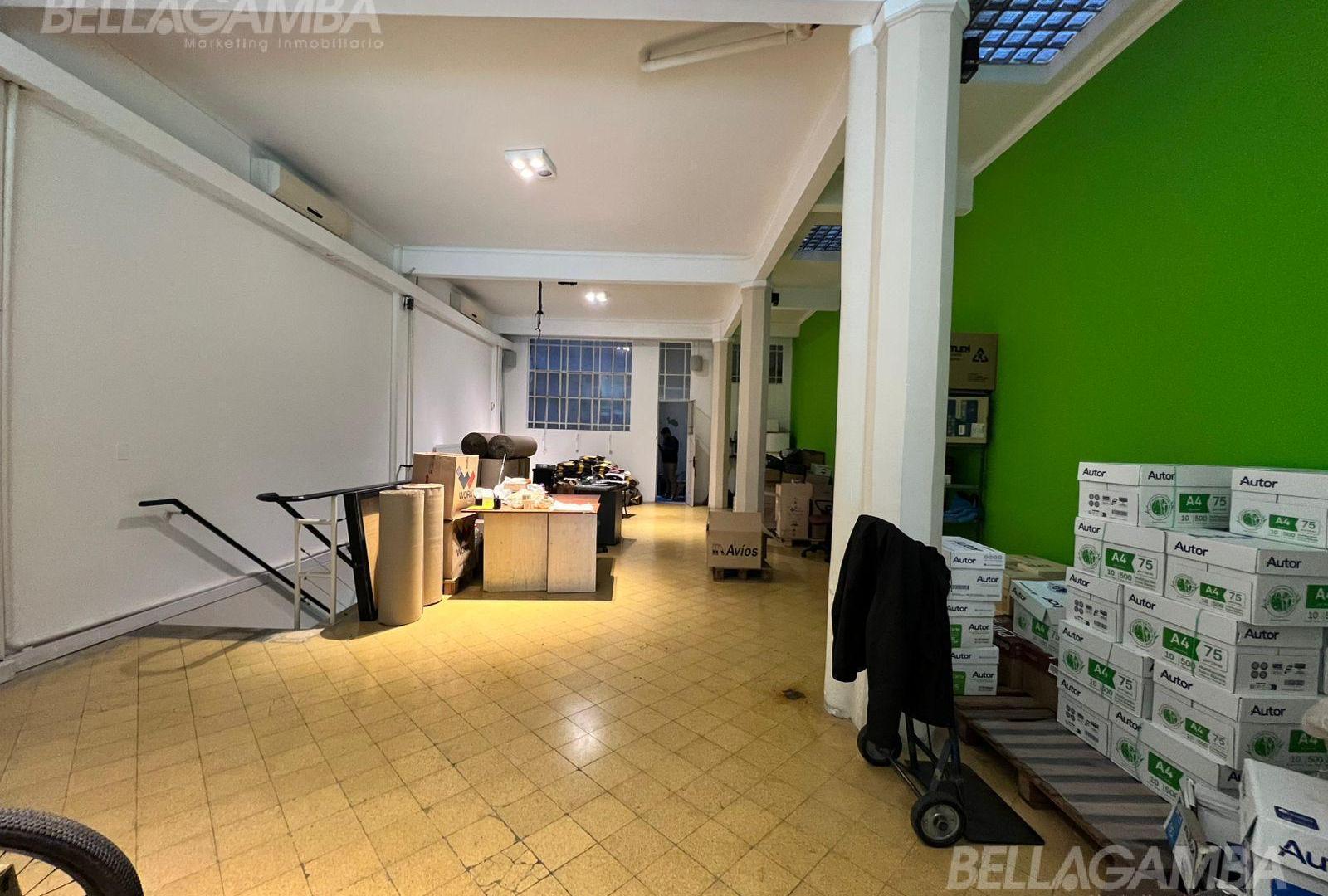 Foto de Local Comercial con Sótano y Patio en Monserrat, imagen 2