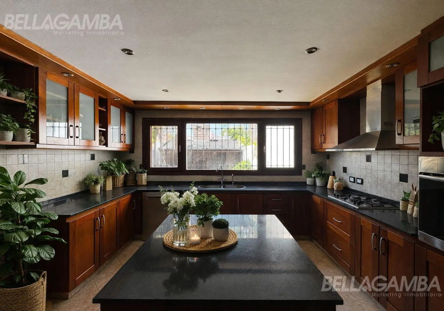 CASA VENTA MARTINEZ 5 AMBIENTES JARDIN APTO CREDITO 4