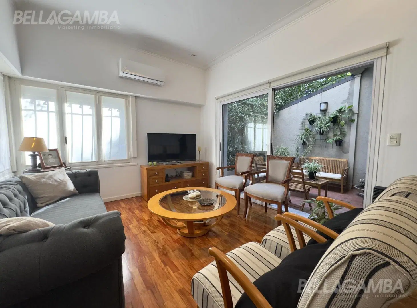 CASA VENTA VICENTE LÓPEZ 4 AMBIENTES  COCHERA 5