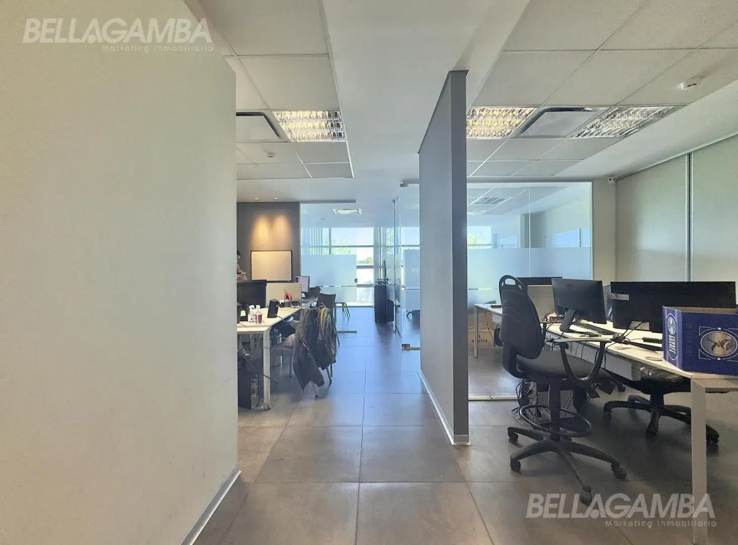 OFICINA VENTA BUREAU PILAR COCHERA 3
