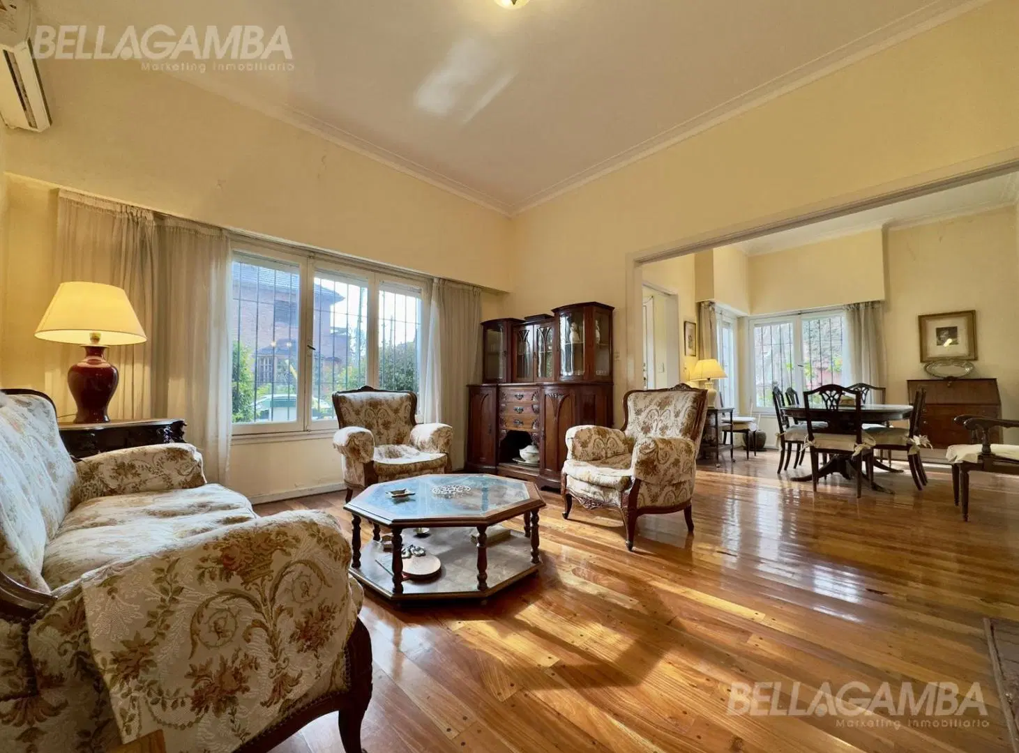 CASA VENTA VICENTE LÓPEZ 6 AMBIENTES COCHERA 2