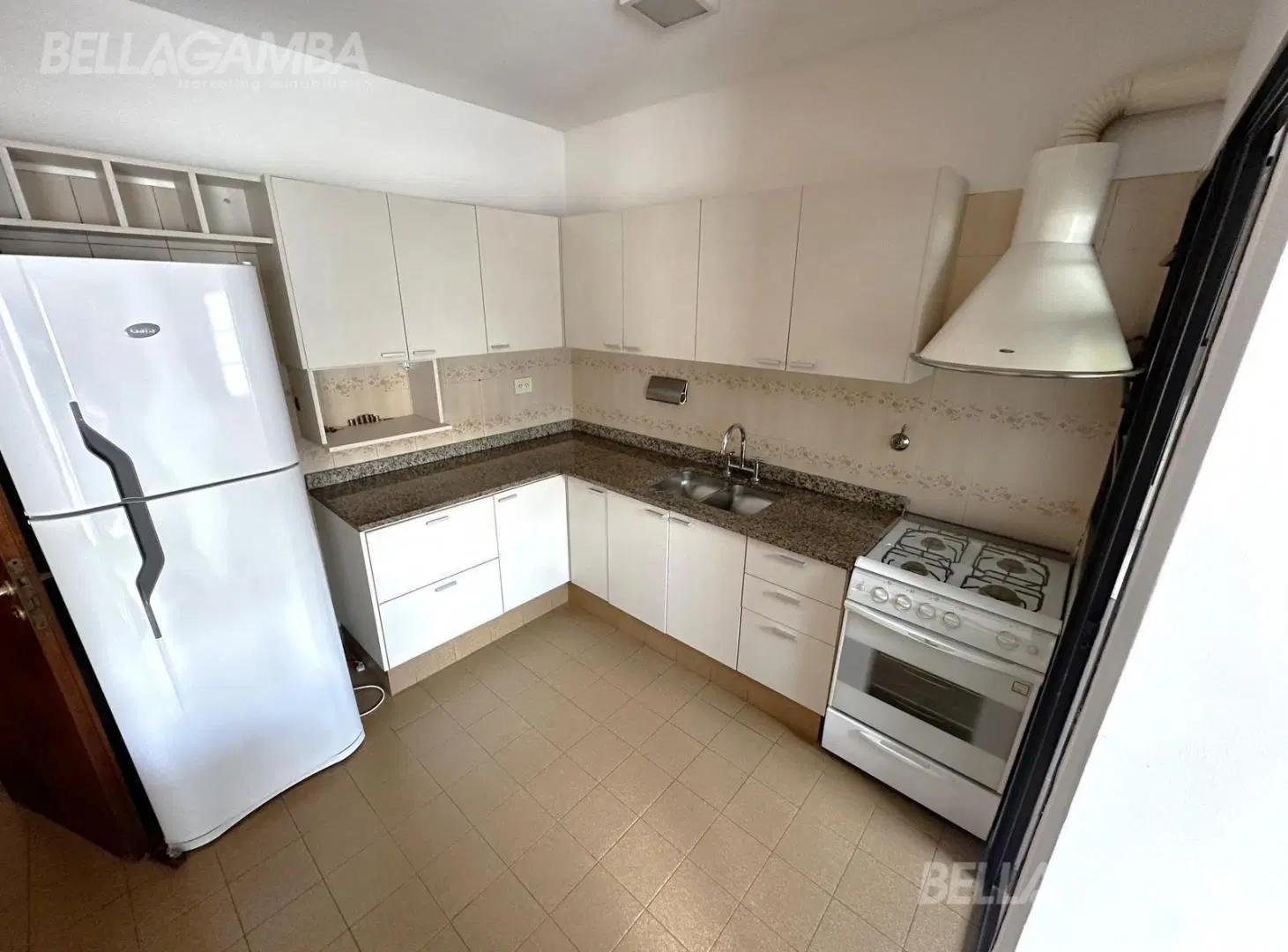 DUPLEX VENTA FLORIDA 4 AMBIENTES JARDIN Y QUINCHO 5