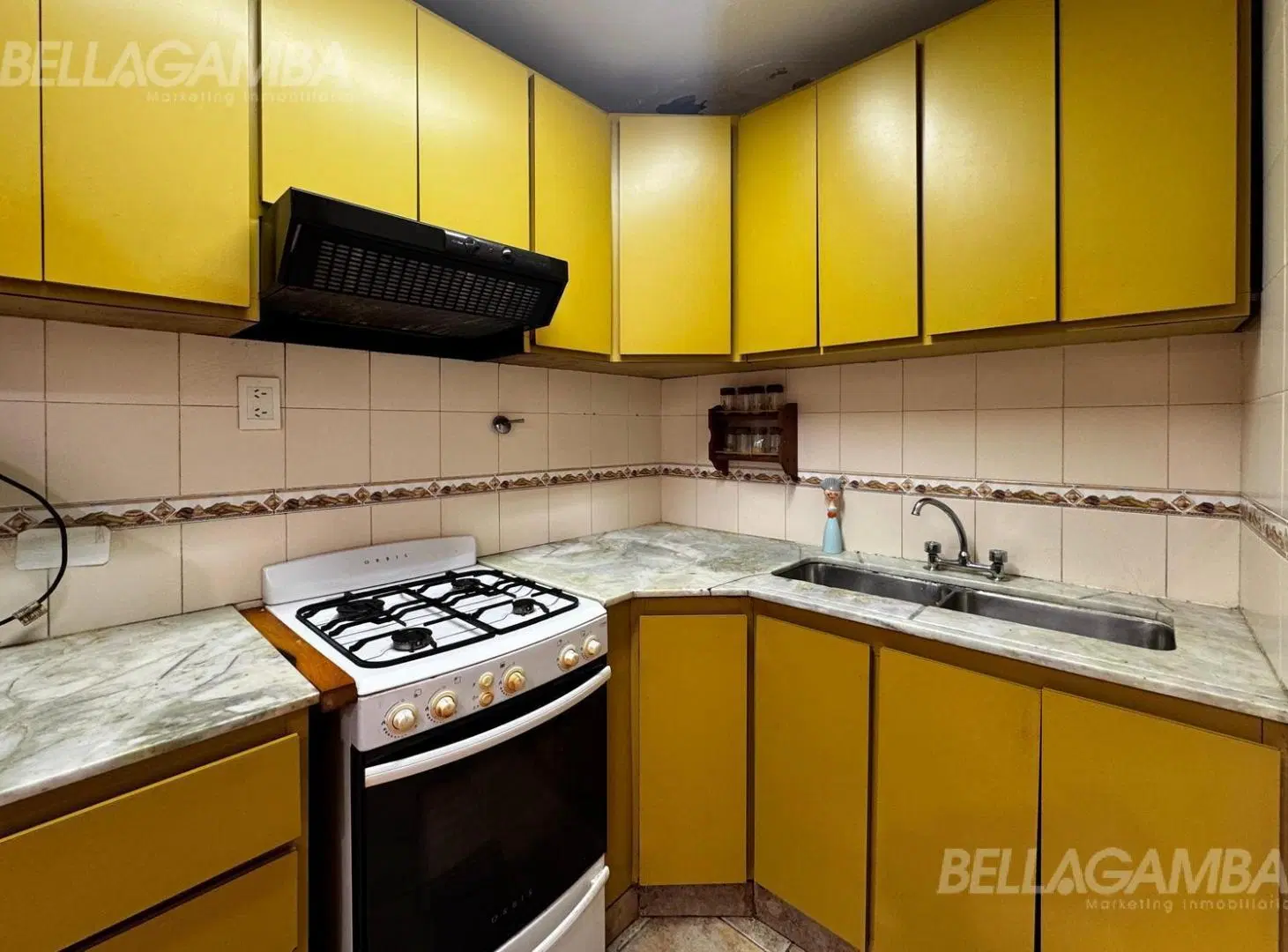 CASA VENTA BECCAR 4 AMBIENTES COCHERA PARRILLA 4