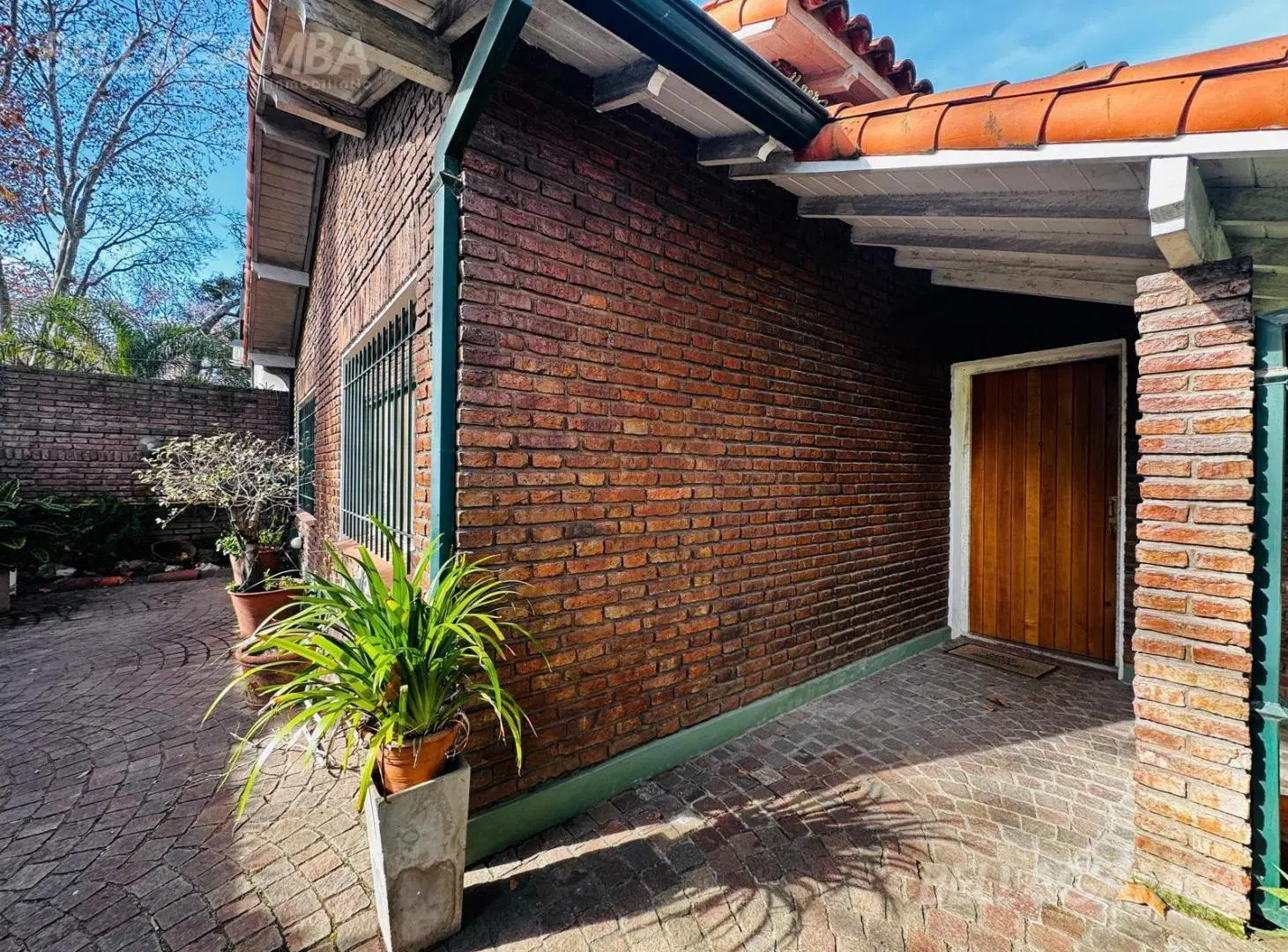CASA VENTA BECCAR 4 AMBIENTES COCHERA PARRILLA 2