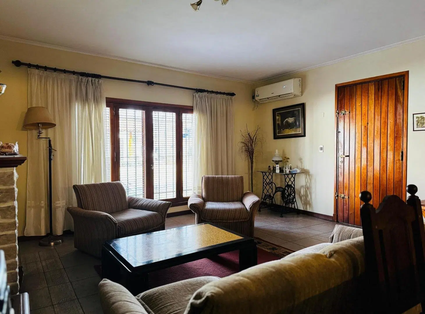 CASA VENTA BECCAR 4 AMBIENTES COCHERA PARRILLA 3