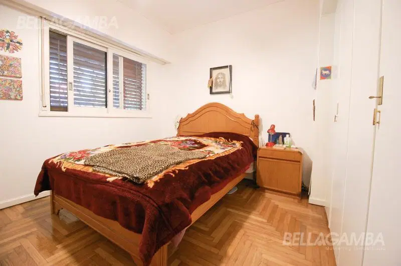 CASA VENTA FLORIDA 8 AMBIENTES JARDIN PISCINA 5