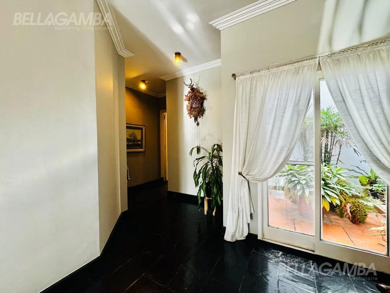 Casa en Barrio Vicente López 4