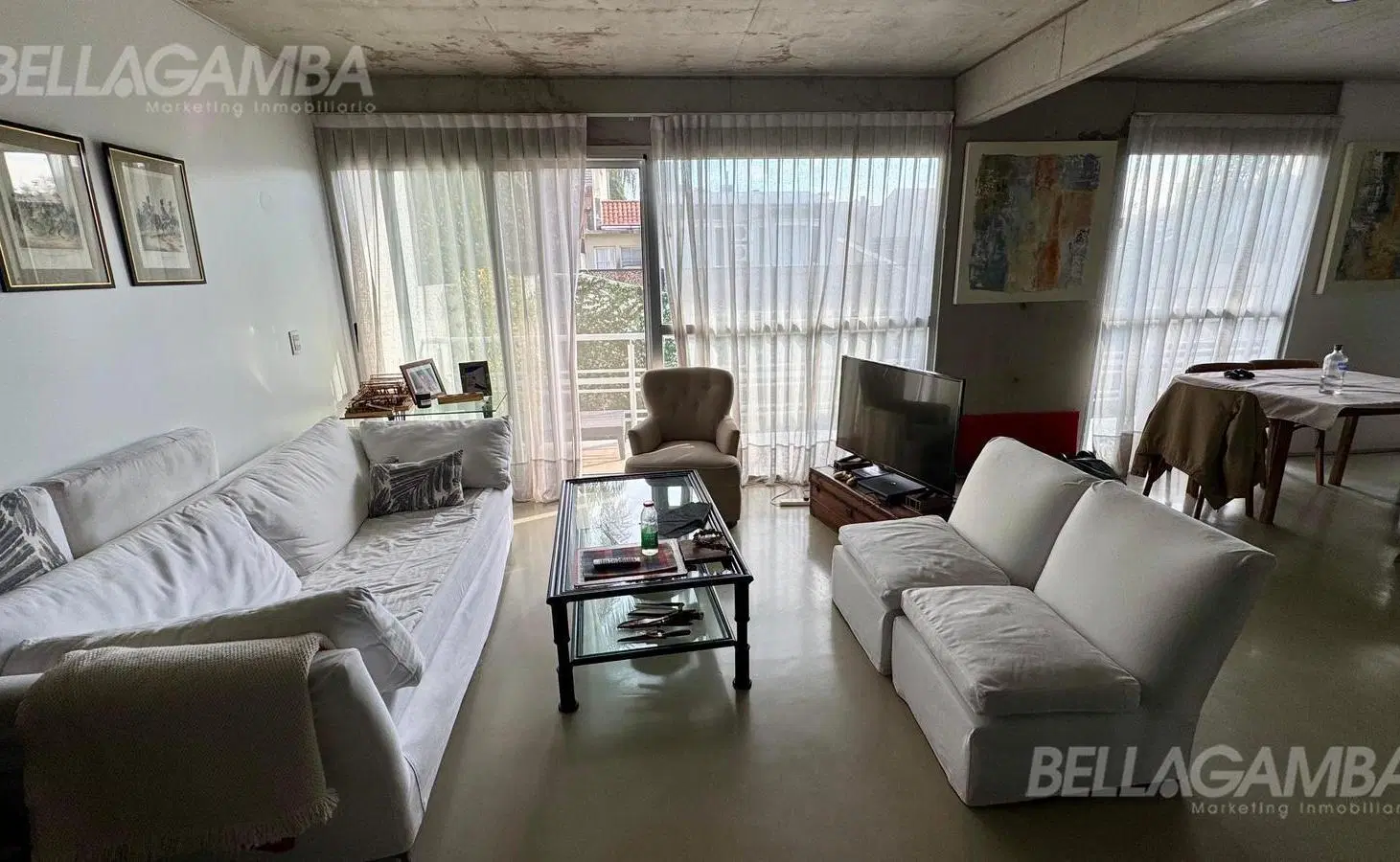 AMPLIO DEPARTAMENTO DE 3 AMBIENTES FLORIDA 5