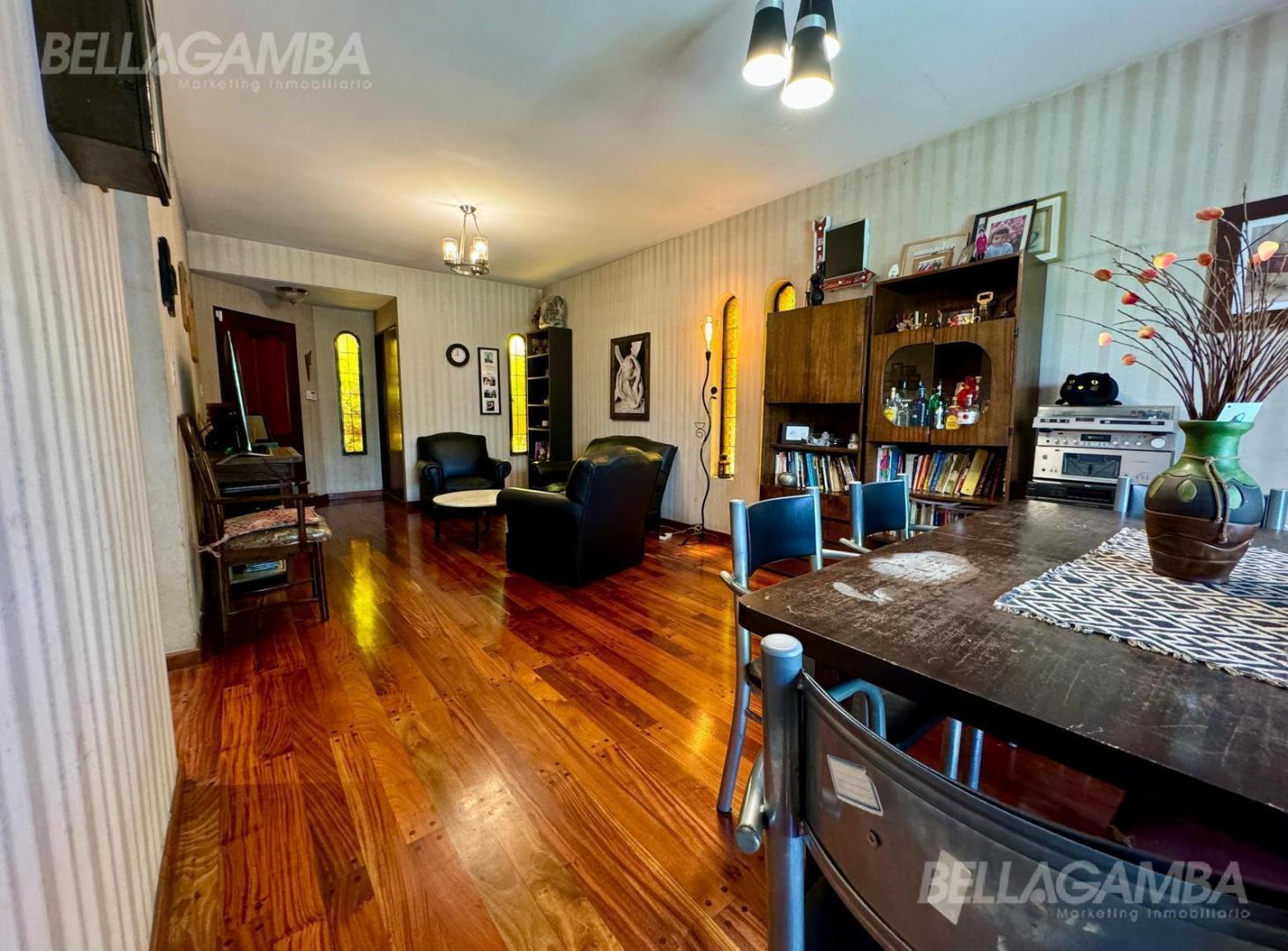 Foto de CASA VENTA OLIVOS 5 AMBIENTES JARDIN COCHERA, imagen 3