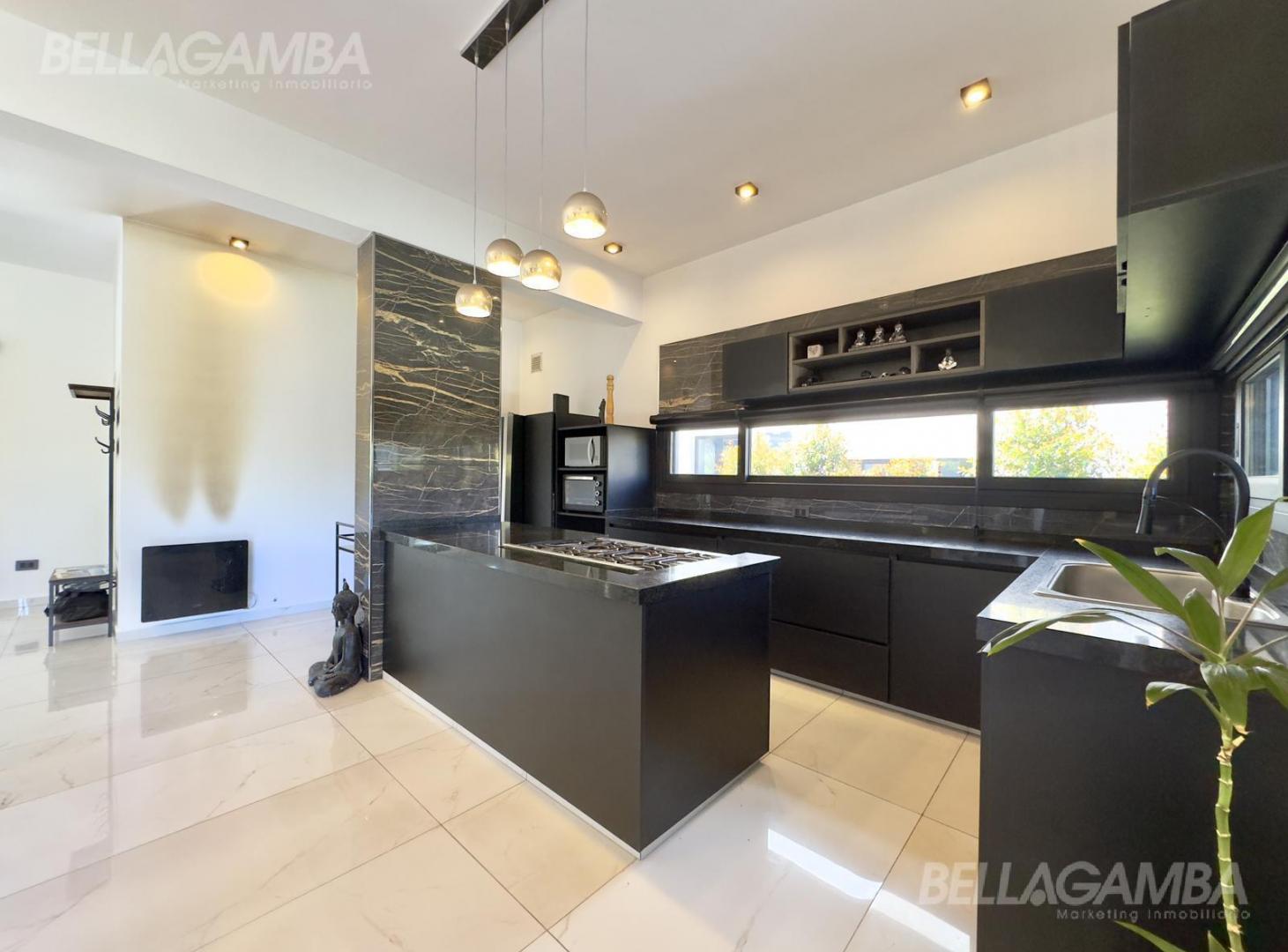 Foto de CASA VENTA AMUEBLADA 4 AMBEINTES LAS TIPAS NORDELTA, imagen 4