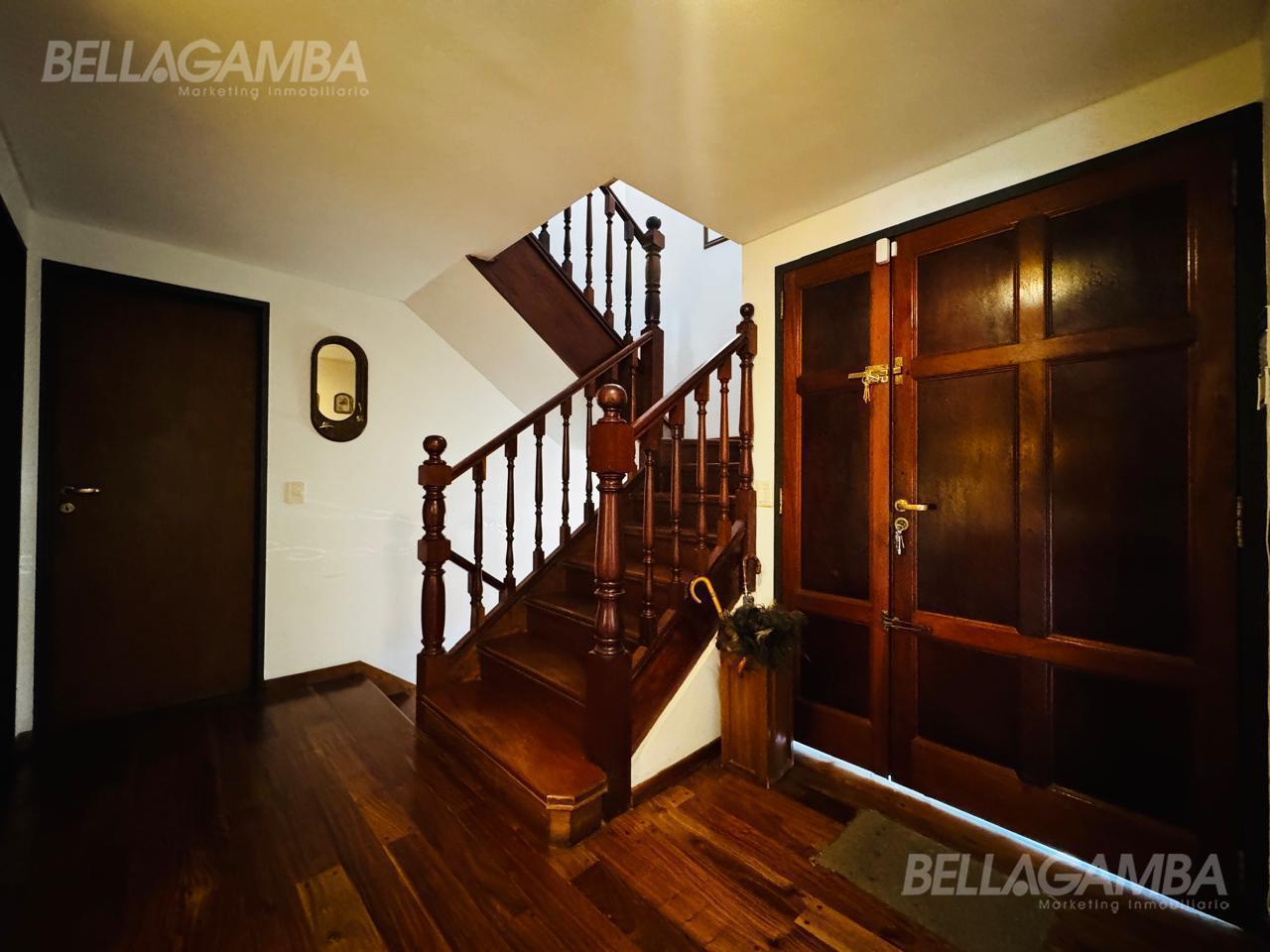 Foto de CASA VENTA MARTINEZ 6 AMBIENTES GARAGE JARDIN, imagen 3