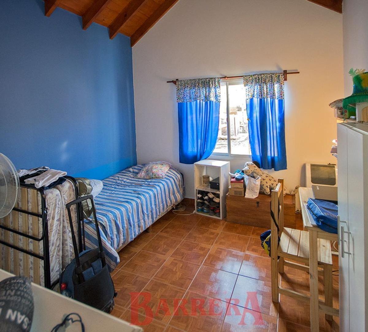 Foto de Casa y galpón sobre lote 3287 m2, imagen 4