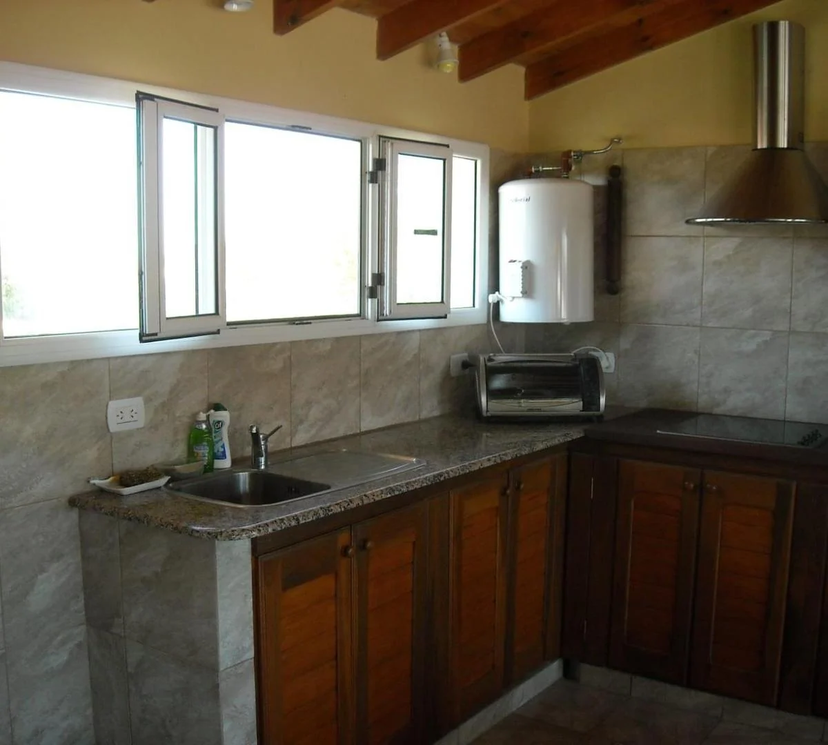 Ruta 5 Cuesta del Tren, 3 Locales y Vivienda, 336 m² Cub 4