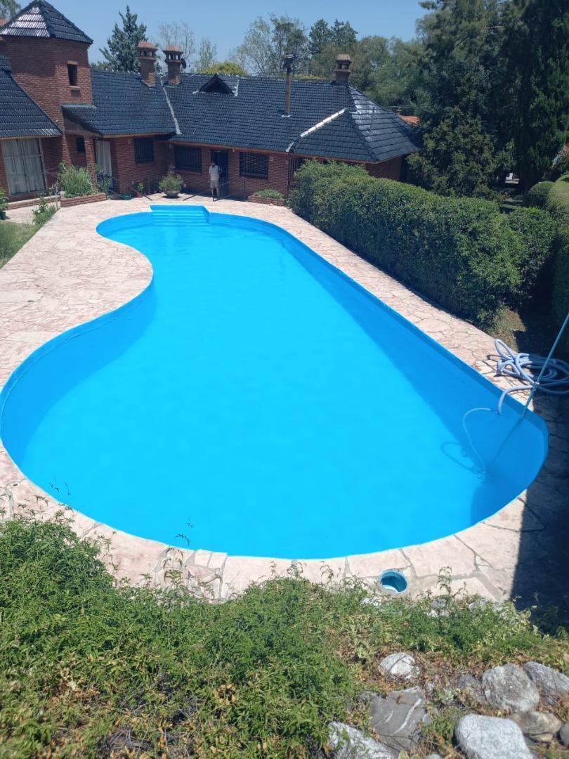 Imponente Chalet, Centro de Villa de Merlo S/lote 2250 m² 2