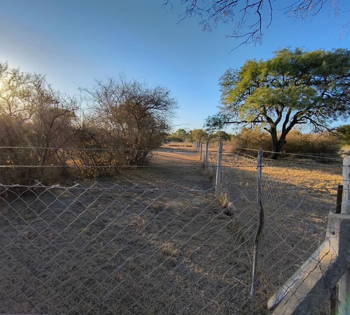 Lote Muy Amplio 2494 m² Piedra Blanca Abajo 5