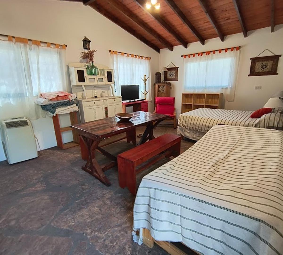 Foto de Los Molles, sobre lote 5740 m2 casa 11 años 164 m2 cub, imagen 3