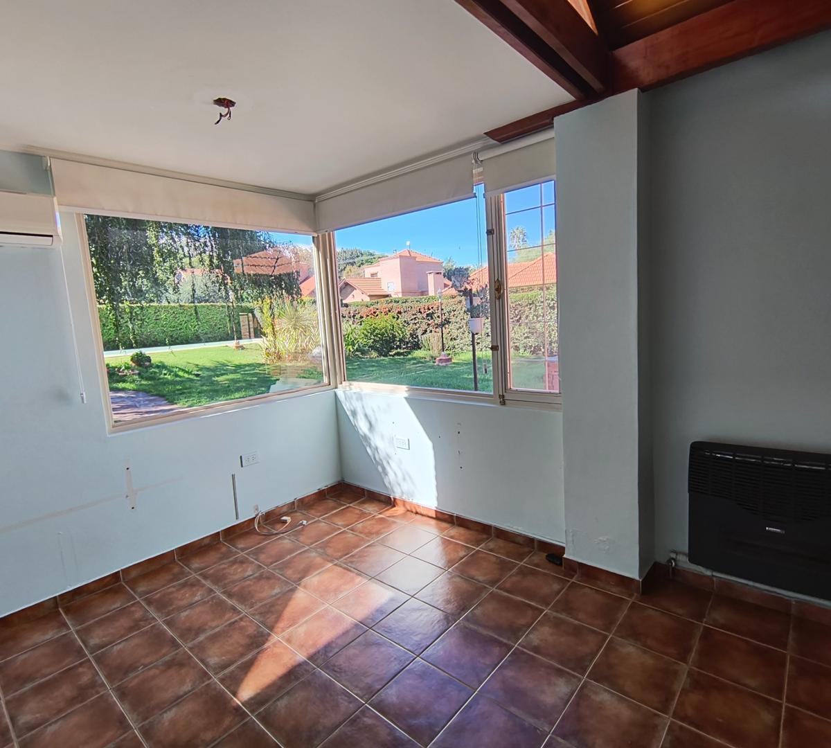 Villa de Merlo, Balneario,177 m² Construidos S/ Lote 600 m² 2